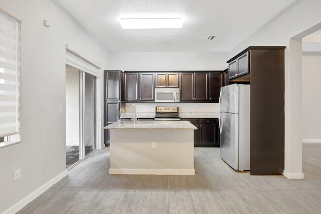 Building Photo - 17624 SW 149th Pl