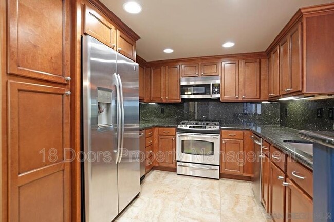 Building Photo - 3921 Oregon St