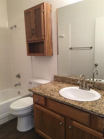 Building Photo - 10328 Woodleaf Dr