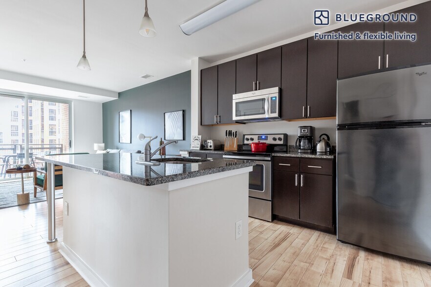 Building Photo - 360 H St NE