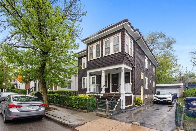 Building Photo - 53 Stockton St