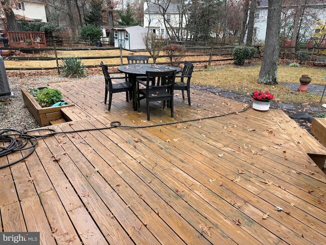 Building Photo - 6306 Panda Ct