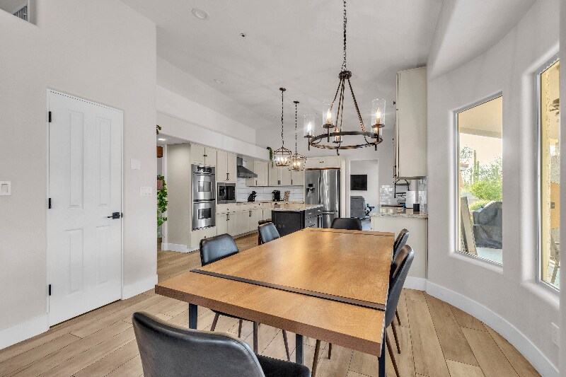 Building Photo - 8418 E La Junta Rd