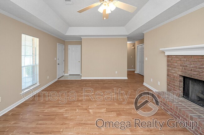 Building Photo - 536 Deer Path