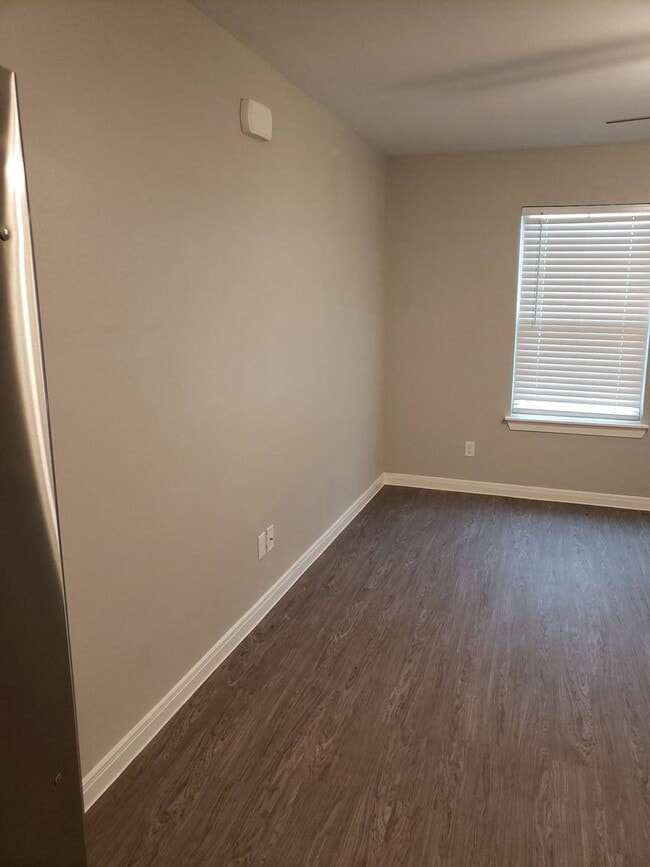 Interior Photo - Lindenwoods Townhomes 2