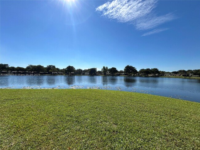 Building Photo - 200 Berkley Rd
