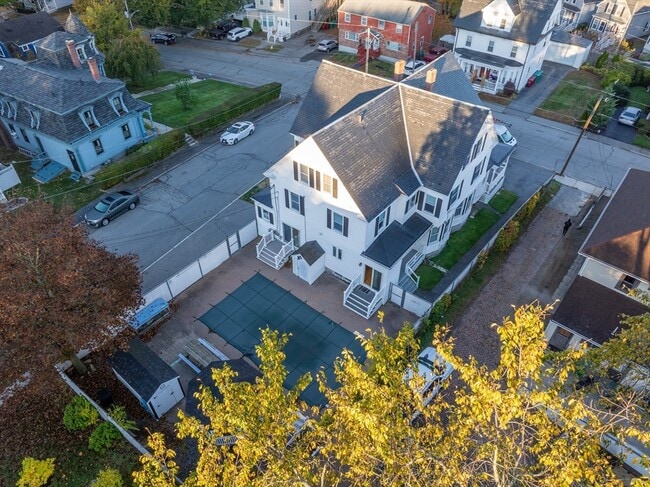 Building Photo - 151 Methuen St