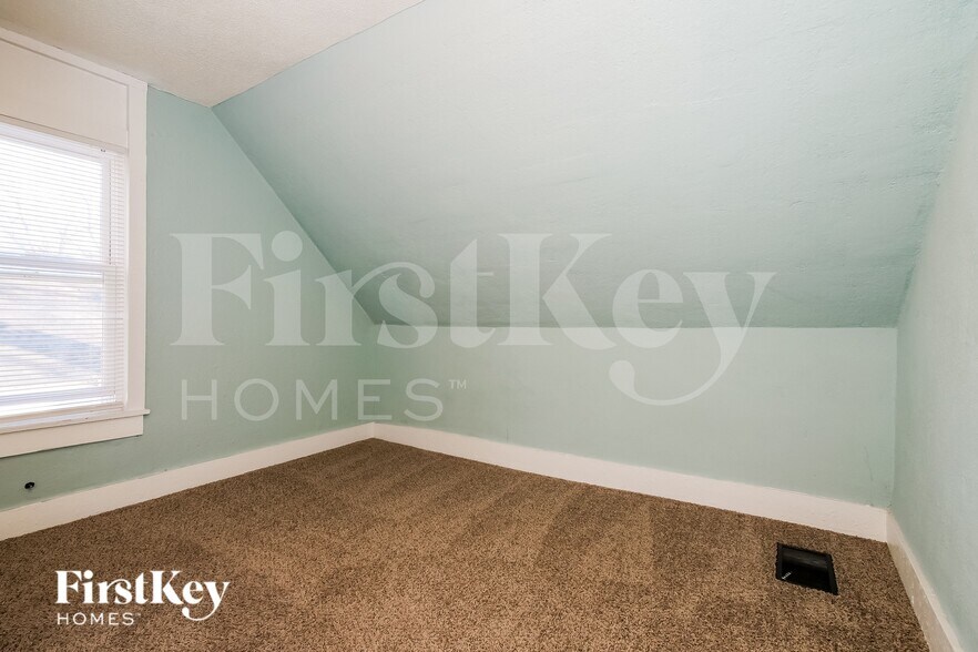 Building Photo - 6014 Virginia Ave