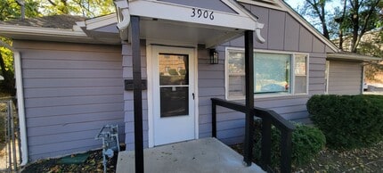 Building Photo - Tiehen Realty - Booth