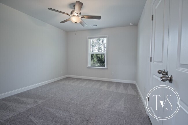 Building Photo - 332 MONTEREY Lp