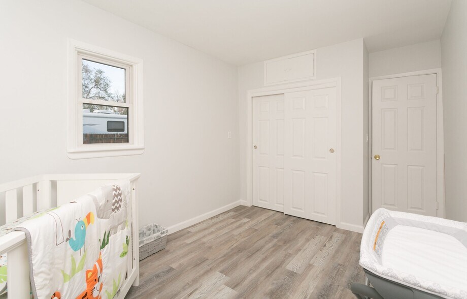 Building Photo - 4898 S Logan St