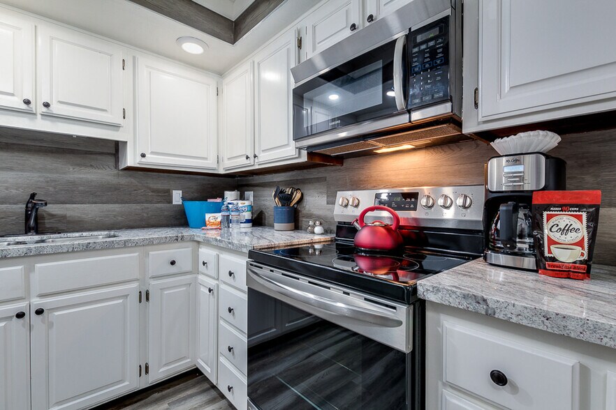 Building Photo - 5124 N 31st Pl