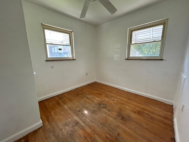 Building Photo - 3543 Sedler St