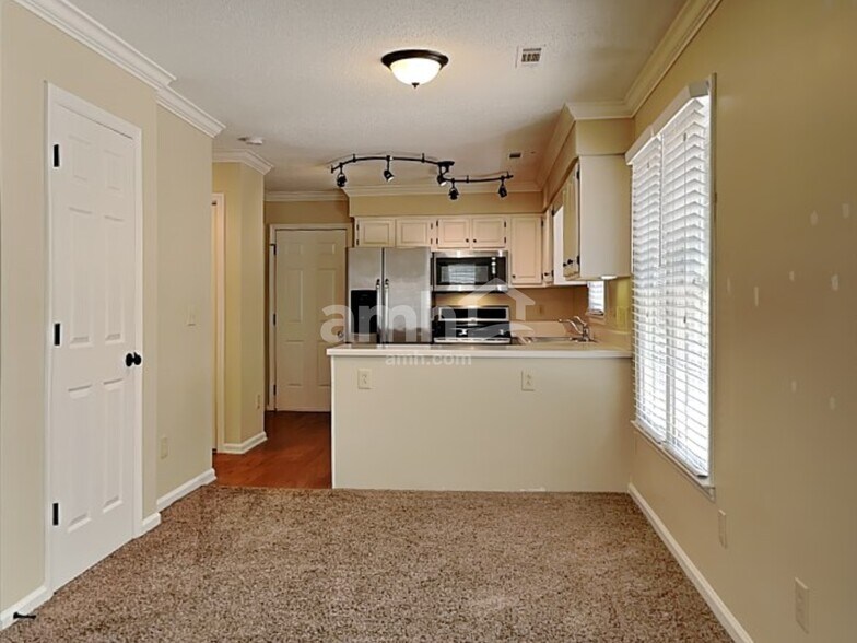 Building Photo - 5503 Pebble Garden Ct