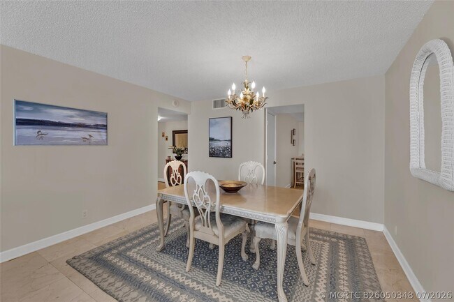 Building Photo - 1370 S Ocean Blvd