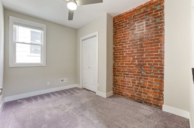 Building Photo - 5107 Marion Ave