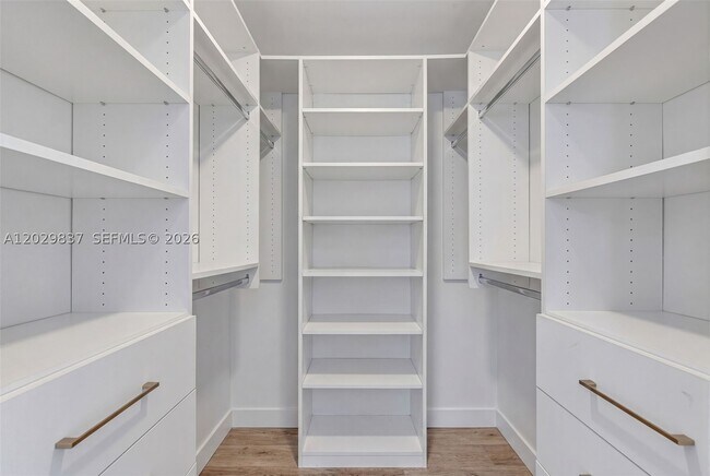 Building Photo - 21388 Marina Cove Cir