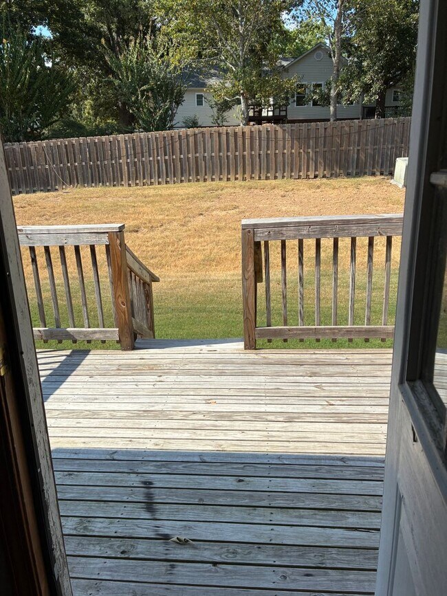 Building Photo - 2702 Oak Meadow Pl