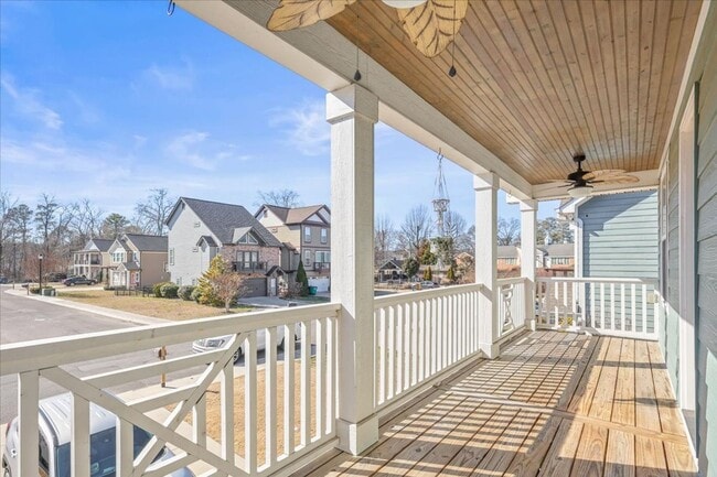 Building Photo - Your New Home! 3 Beds, 2.5 Baths, Hardwood Throughout, Fenced Back Yard, 3 Patios, + Community Pool!