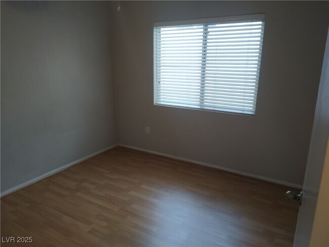 Building Photo - 508 Edgefield Ridge Pl