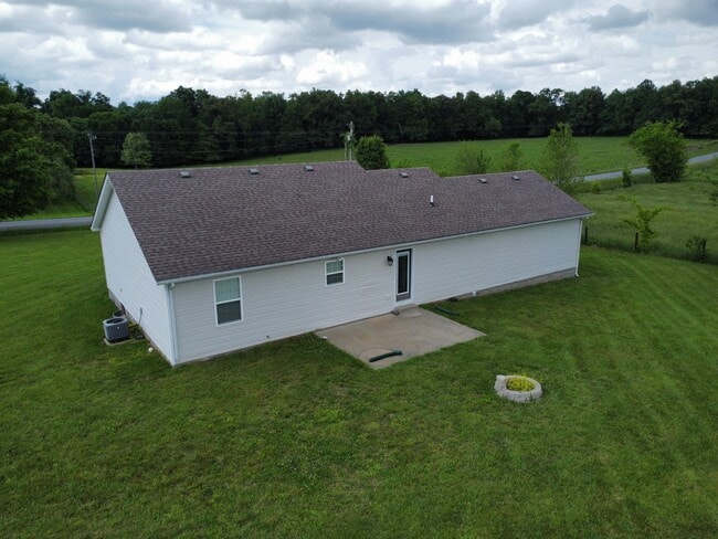 Building Photo - 9832 Smiths Grove- Scottsville Rd