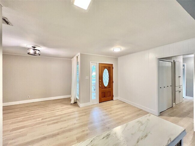 Building Photo - 11502 Toledo Dr