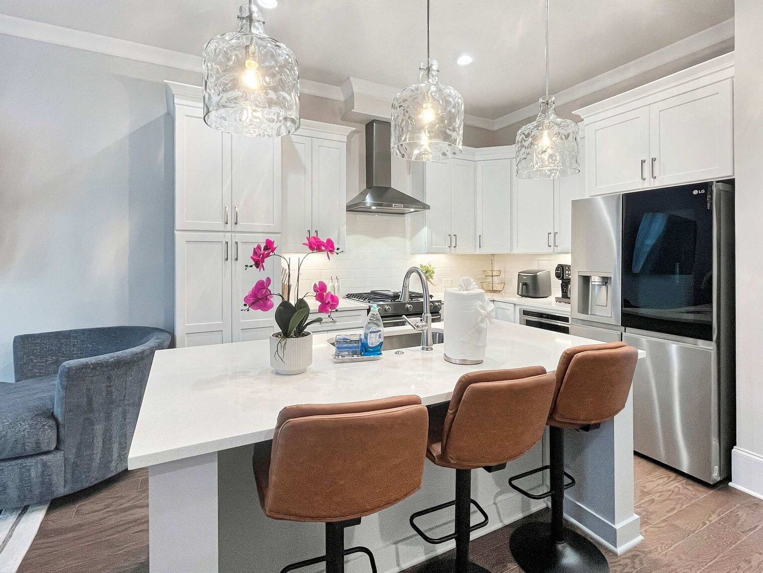 Building Photo - 401 Upper E Ave