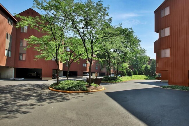 Building Photo - 451 Dunlin Plaza