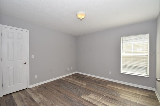 Building Photo - 6 Kathleen Trail