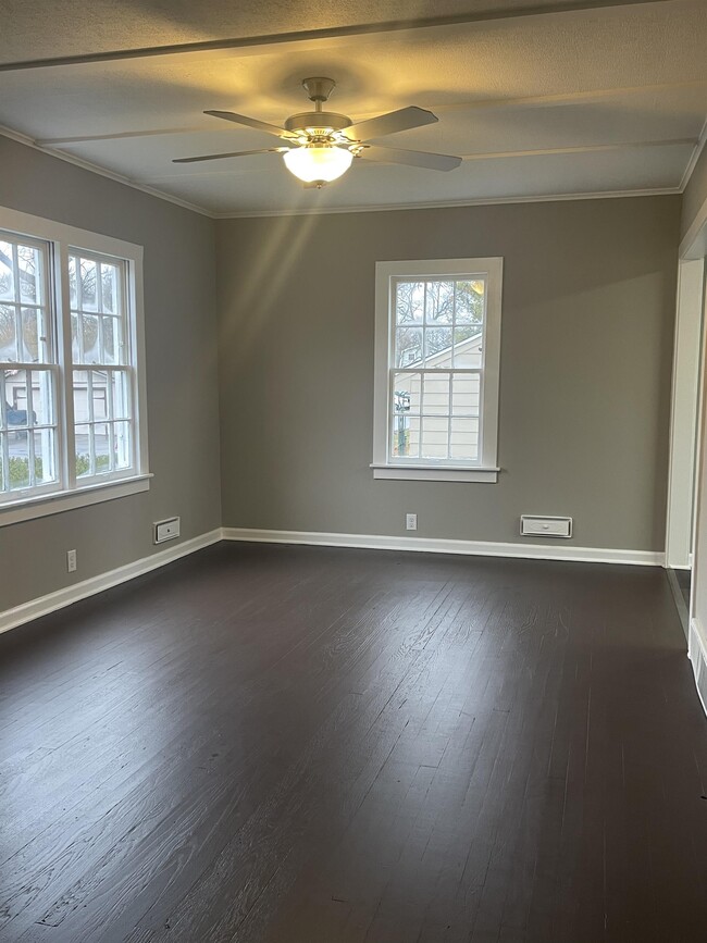 Building Photo - 35756 N Watson Ave