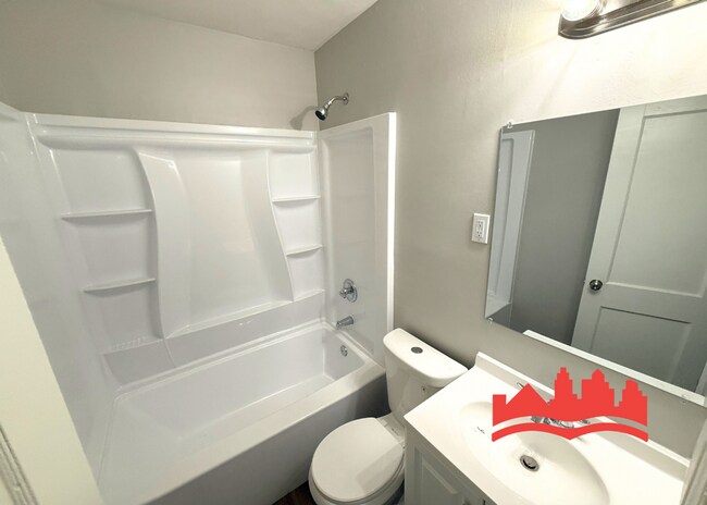 Building Photo - 3388 Charlotte Rd