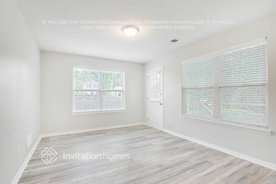 Building Photo - 1753 Woodvine Ct