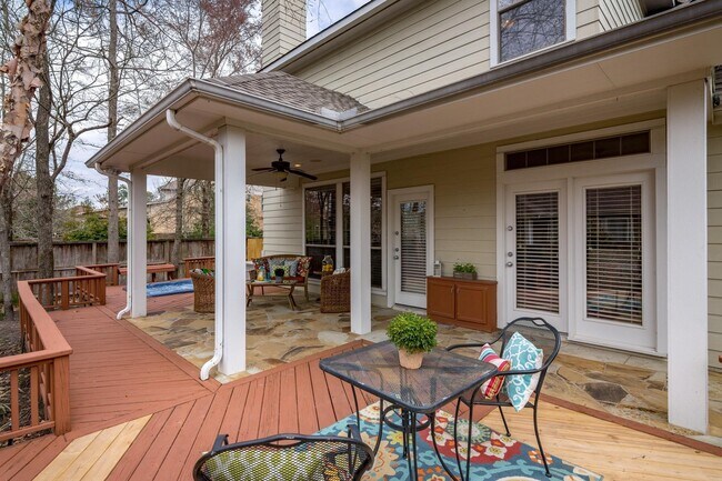 Building Photo - 27 S Mews Wood Ct