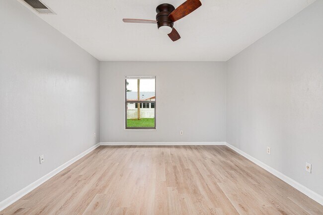 Building Photo - Spacious 2 Bedroom 2 Bath Home in Georgetowne