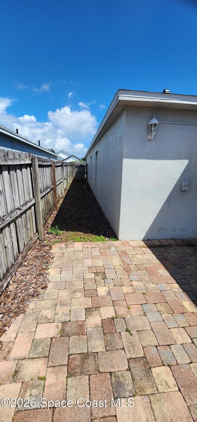 Building Photo - 3133 Cauthen Creek Dr