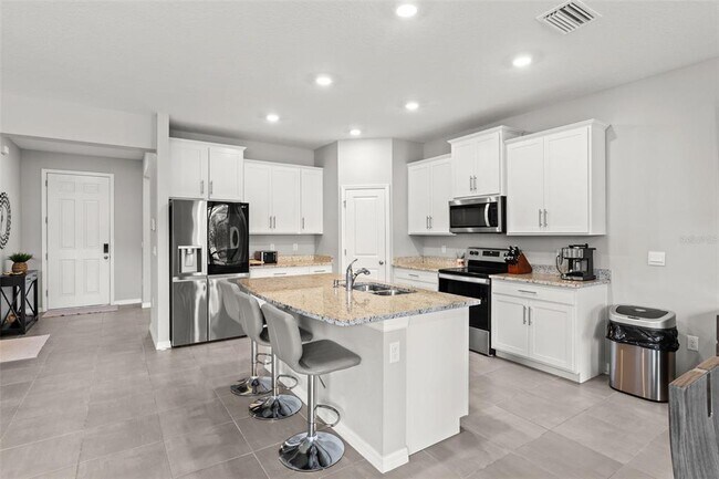 Building Photo - 16980 Oval Rum Dr