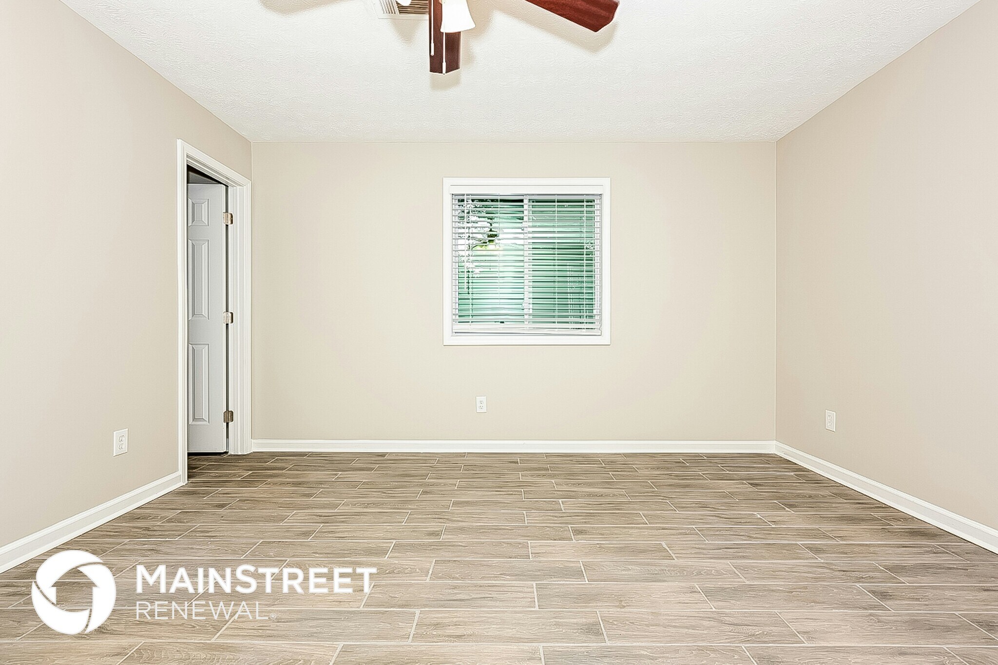 Building Photo - 5704 Phillips Dr