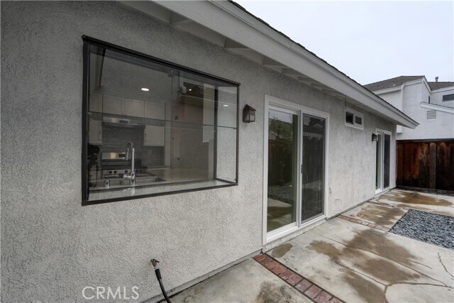 Building Photo - 33 Summerfield