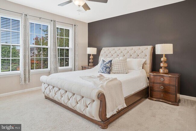 Building Photo - 22438 Maison Carree Square
