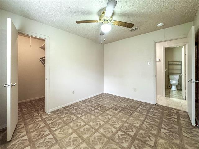 Building Photo - 1112 Autumn Oak Dr