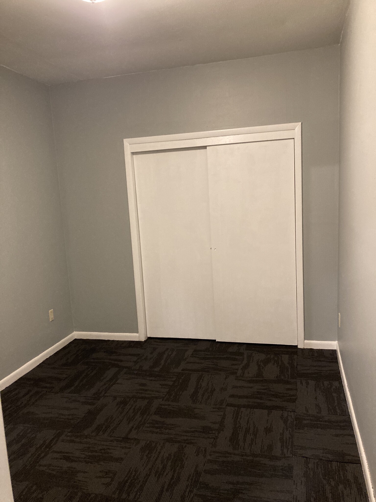 Bedroom 2 - New carpet, paint, lighting - 116 2nd St E