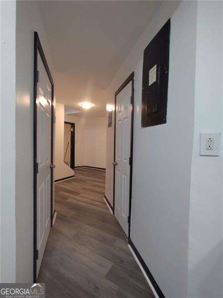 Building Photo - 997 Summer Forest Dr