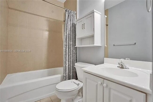 Building Photo - 2325 Mariner Ct