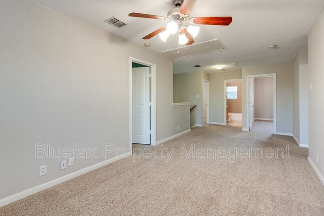 Building Photo - 12611 Perini Ranch