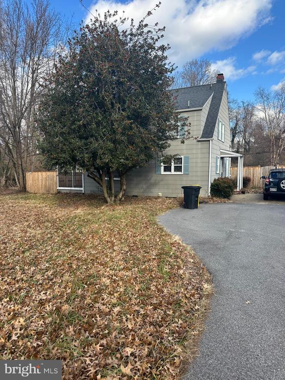 Building Photo - 415 Stanford Ct