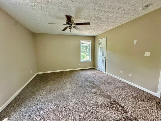 Building Photo - Douglasville-Paulding County Rental