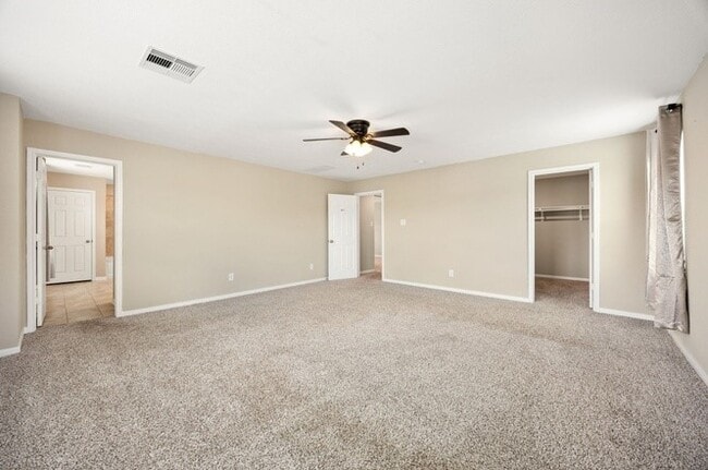 Building Photo - 14626 Lofty Cedar Dr