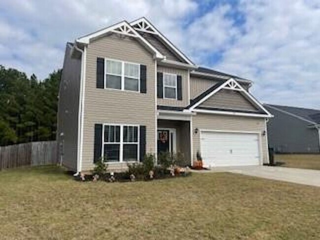 WOW!! 5-bedroom 3 bath - WOW!!  5-bedroom 3 bath