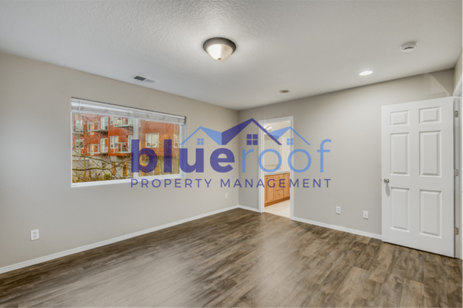 Building Photo - 17033 SW Red Leaf Pl