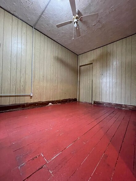Building Photo - 1240 W Hazzard St